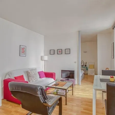 Petite Austerlitz Apartment