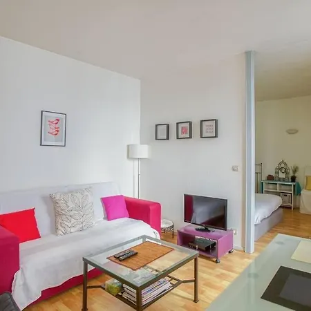 Petite Austerlitz Apartment